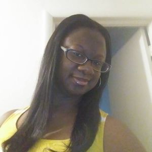 Meet your Posher, Joya